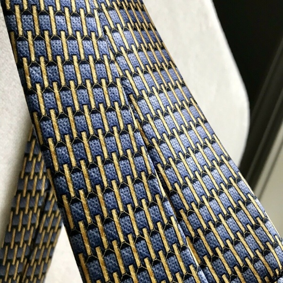 Umberto Bossi Handmade All-Silk Executive Tie - Picture 4 of 8